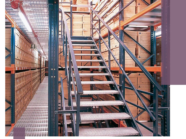 Лестницы складские прочные и безопасные под ключ в Великом Устюге