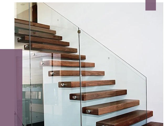 Стеклянные перила для лестницы в Великом Устюге от 14760 руб.