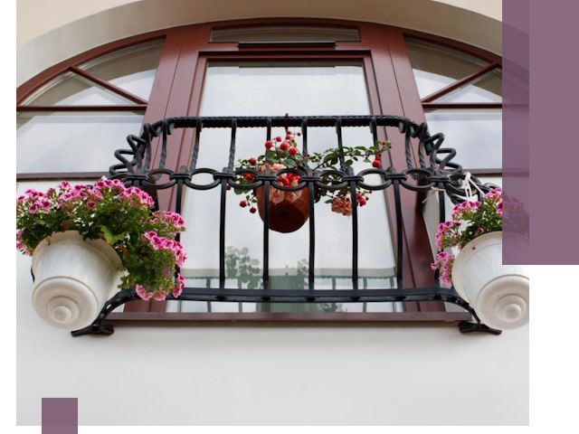 Изготовление и монтаж французских балконов в Великом Устюге