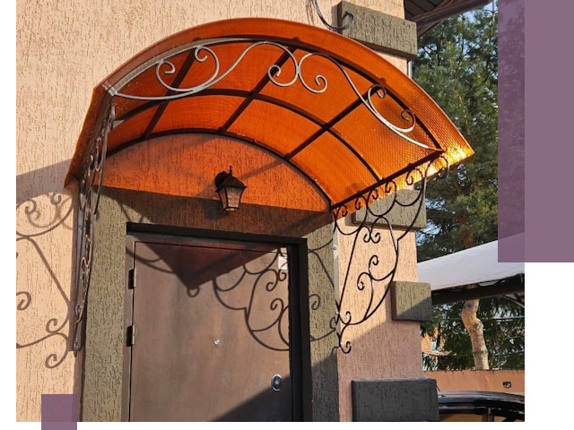 Демонтаж козырьков в Великом Устюге быстро и безопасно