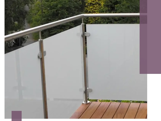 Алюминиевые парапеты для балконов и террас в Великом Устюге