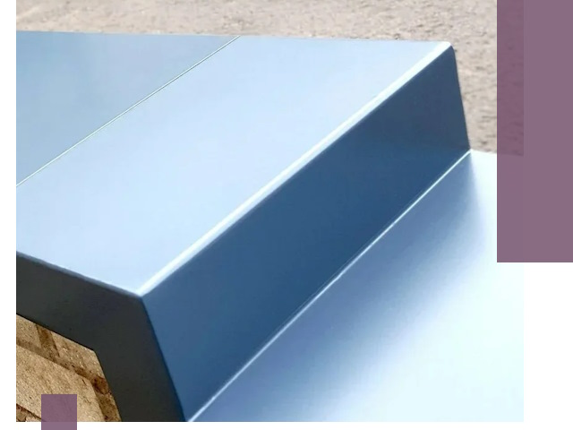 Крышки на парапет в Великом Устюге: изготовление и монтаж под ключ