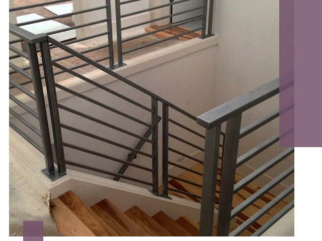 Изготовление поручней из металла и дерева в Великом Устюге